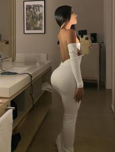 686281010: Chica busca chico en Barcelona