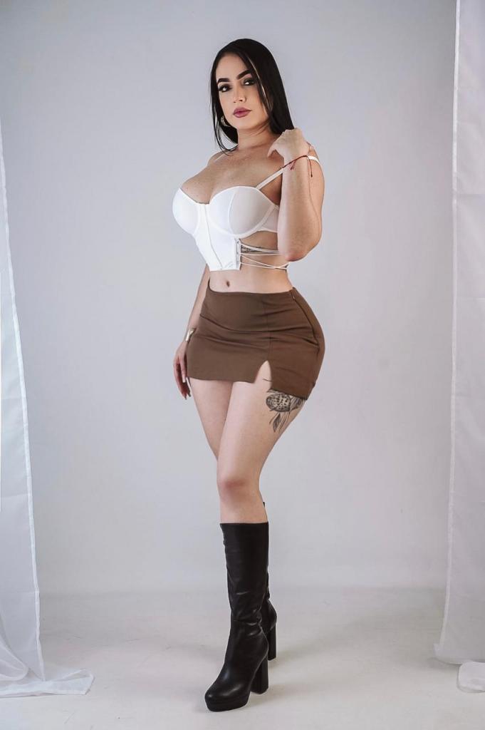 Chica busca chico en Valencia: Chica busca chico