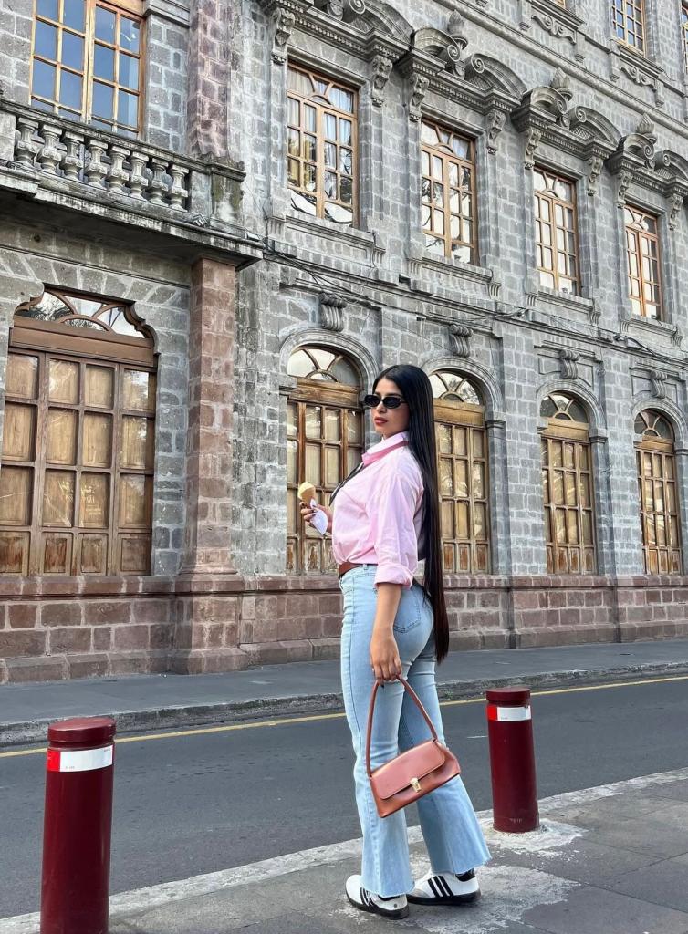 675038280: Chica busca chico en Orense