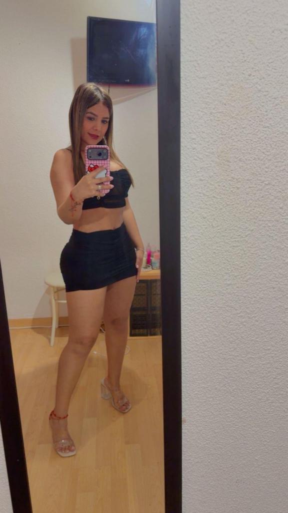 605166437: Chica busca chico en Cantabria