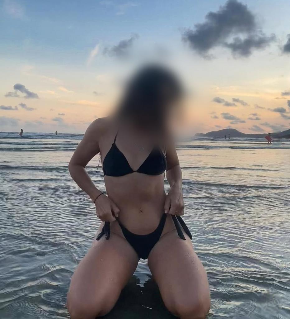 Chica busca chico en Ibiza: 