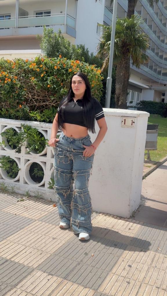 Chica busca chico en Valencia: Chica busca chico
