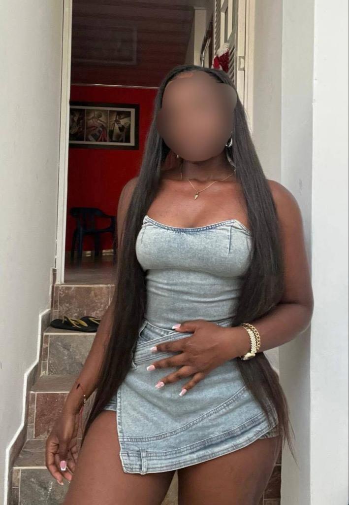 745035969: Chica busca chico en Zaragoza