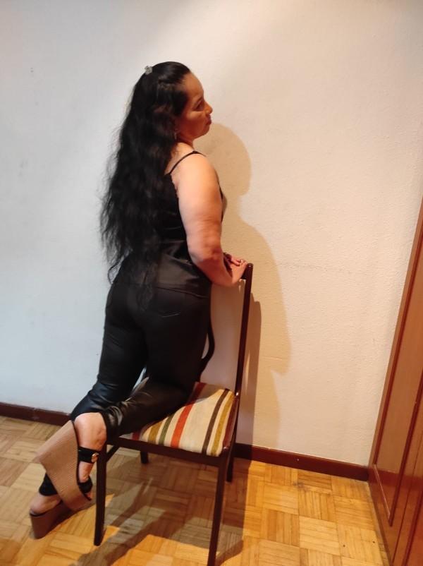 Chica busca chico en Asturias: 