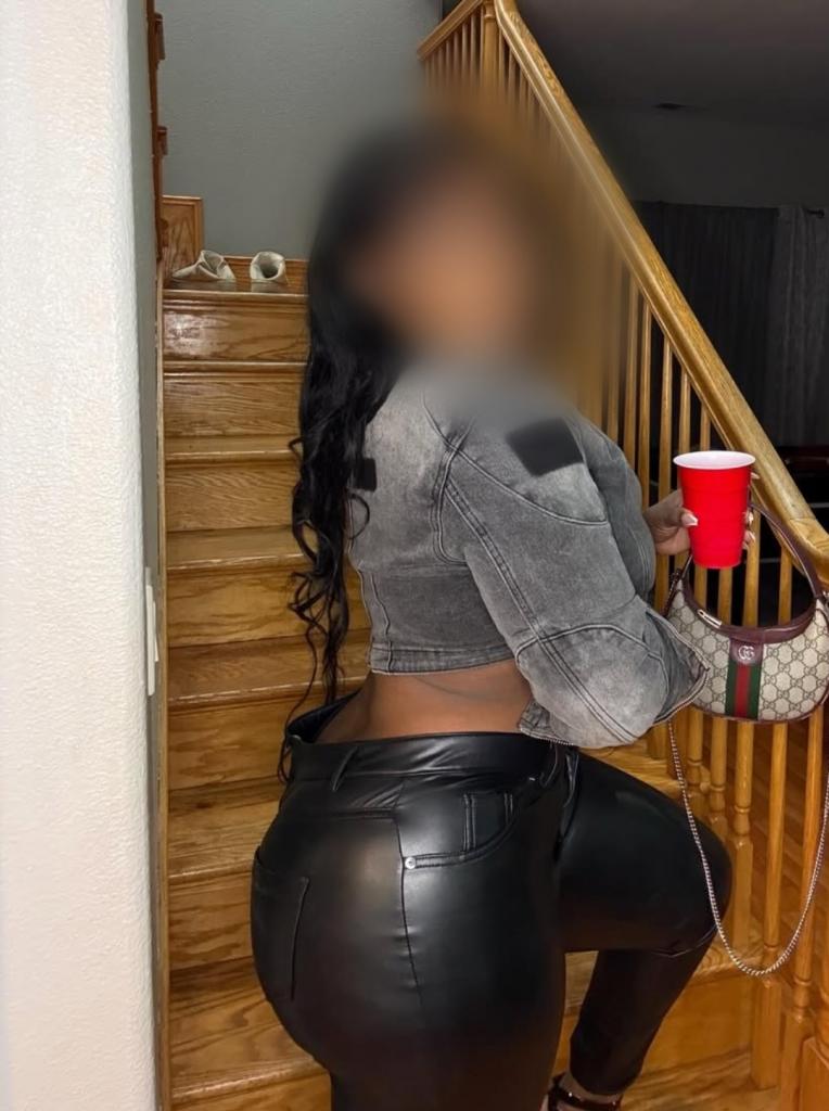 Chica busca chico en Asturias: 