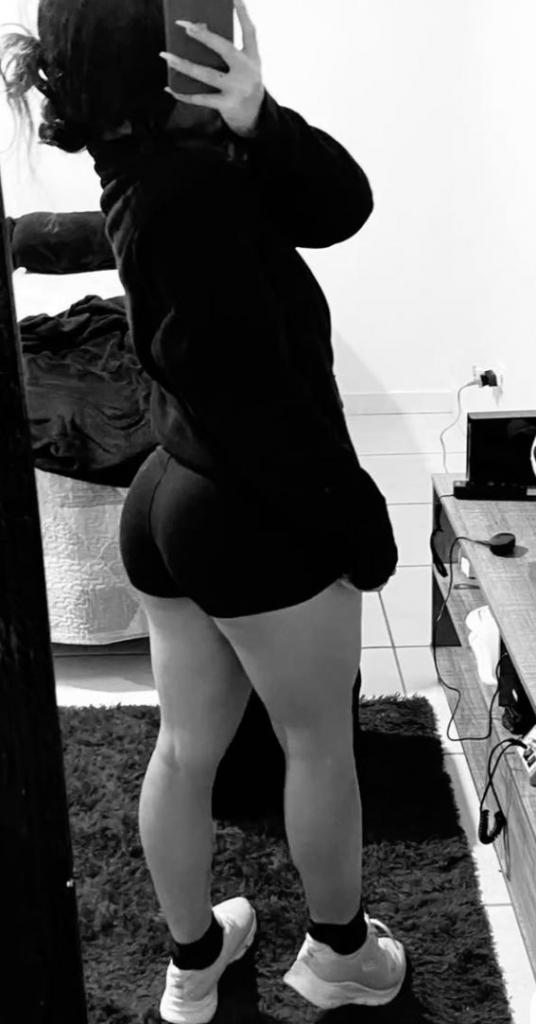 Chica busca chico en Murcia: 