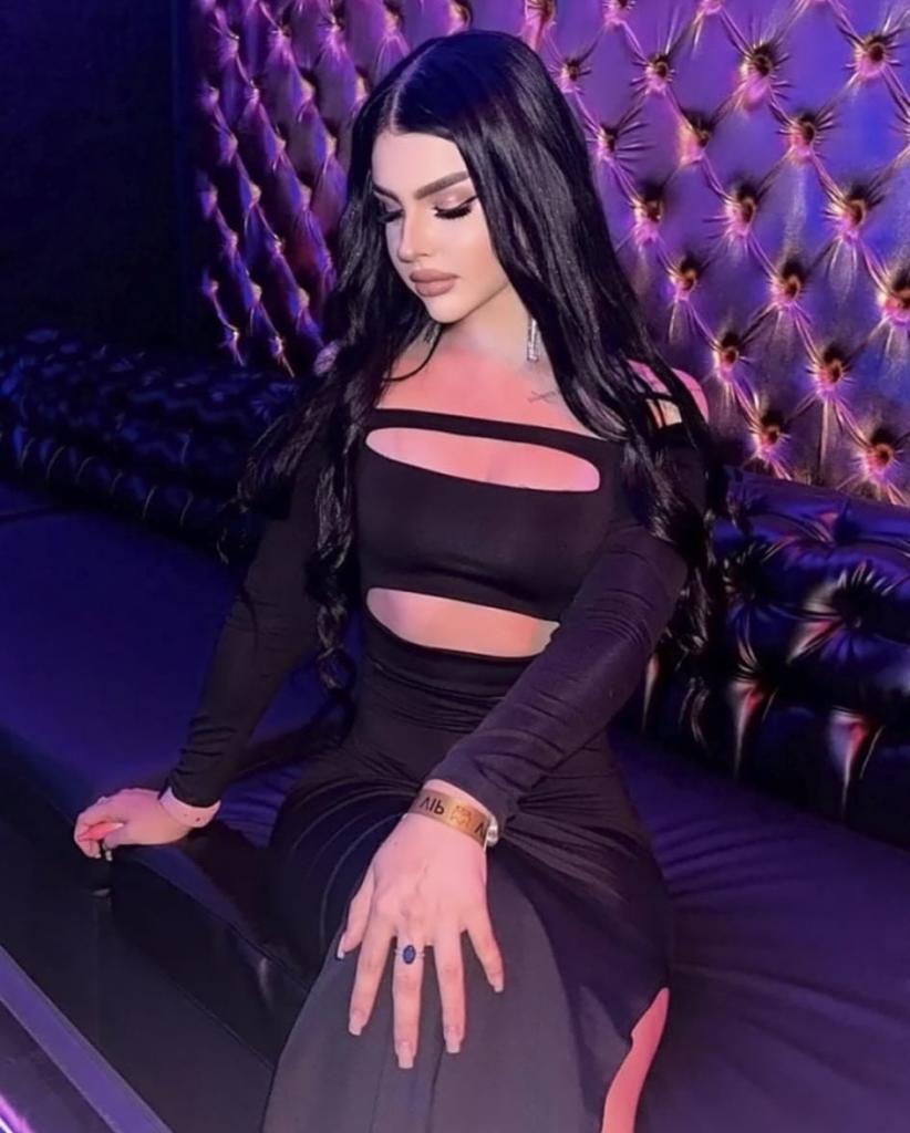 Chica busca chico en La Coruña: Chica busca chico