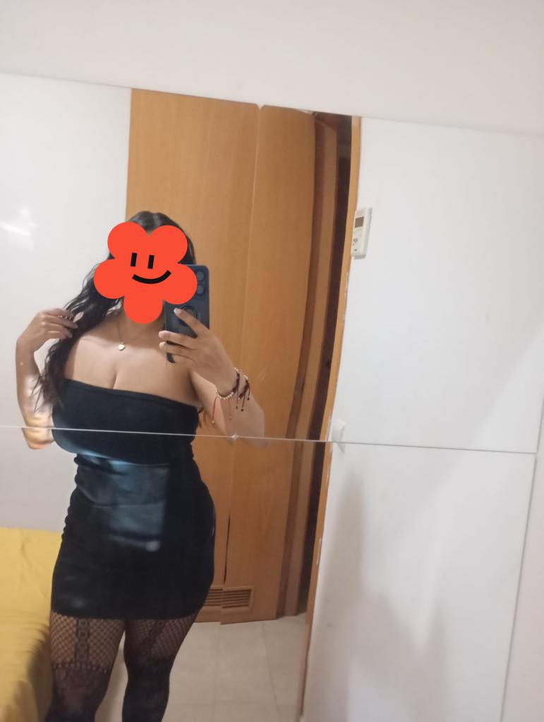 631037396: Chica busca chico en Las Palmas
