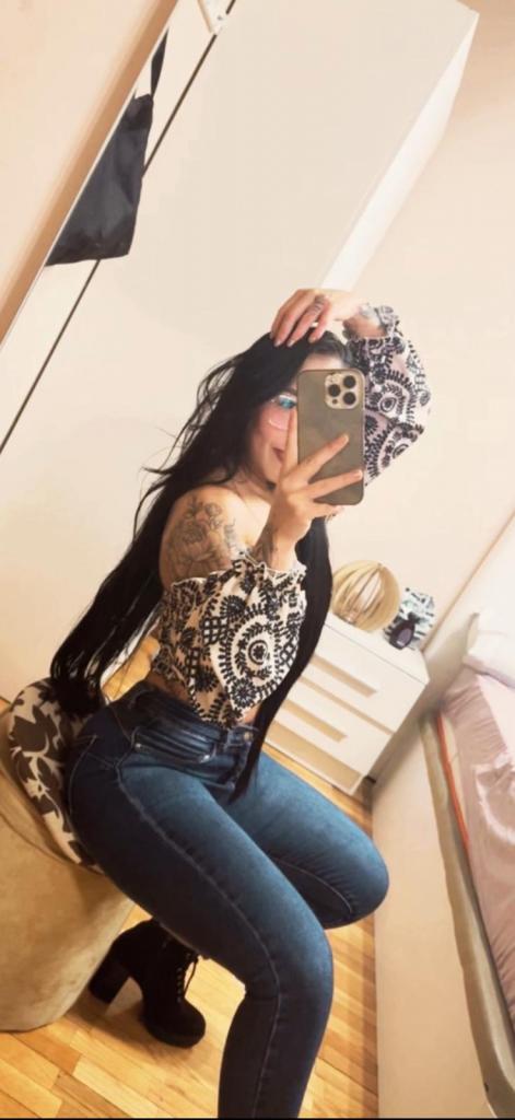 Chica busca chico en Murcia: 