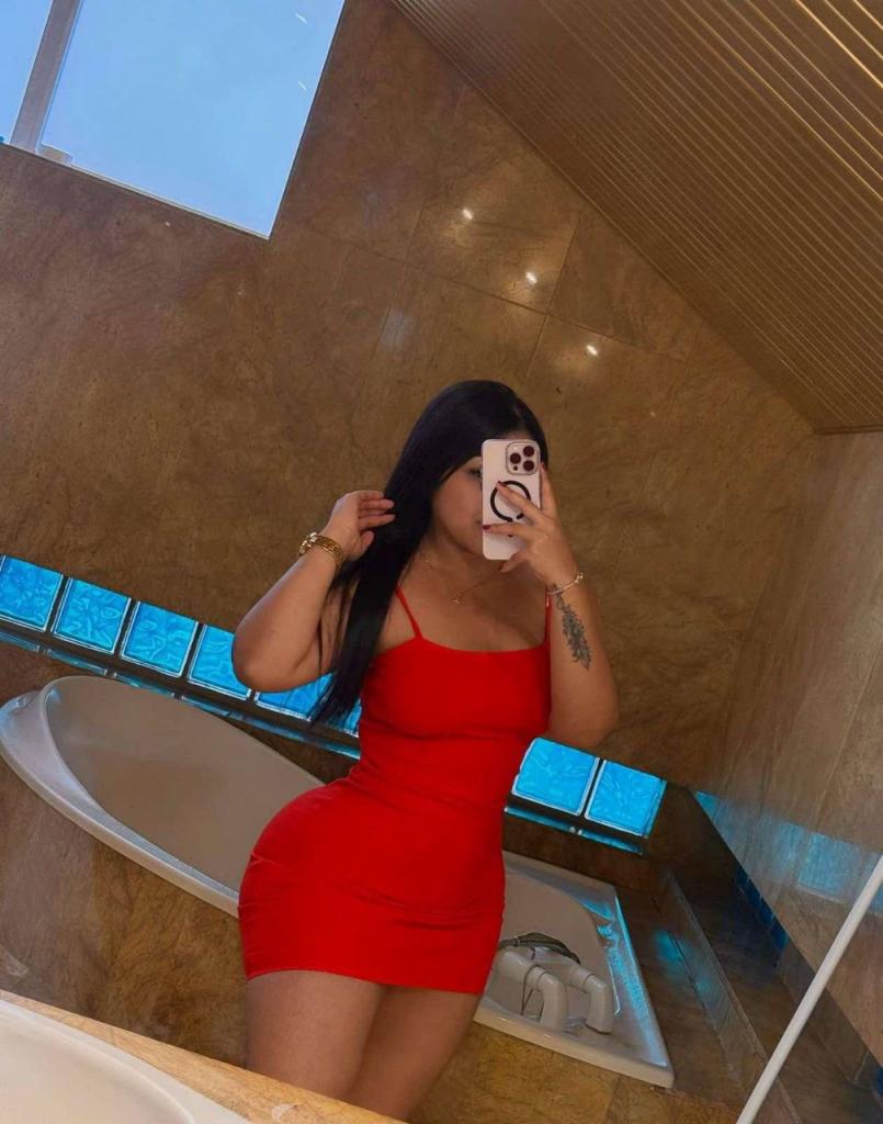 Chica busca chico en Tenerife: 