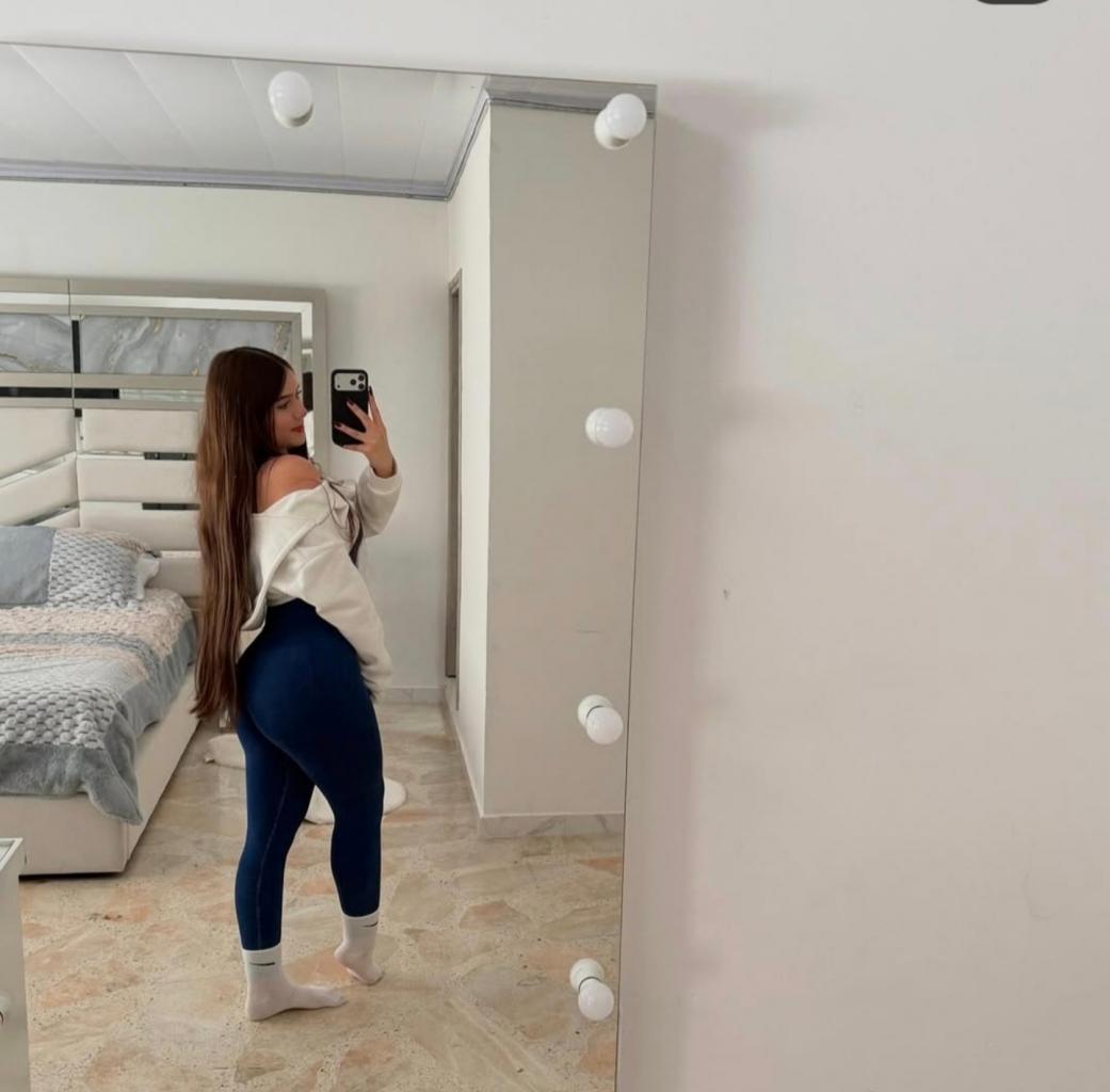 Chica busca chico en Tenerife: 