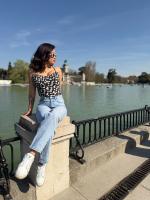 697103251: Chica busca chico en Madrid