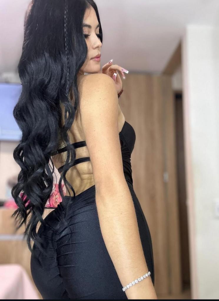 Chica busca chico en Almería: 