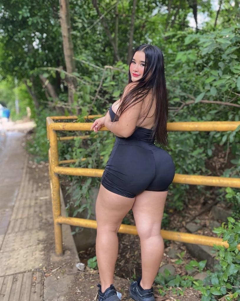 Chica busca chico en Zaragoza: Chica busca chico