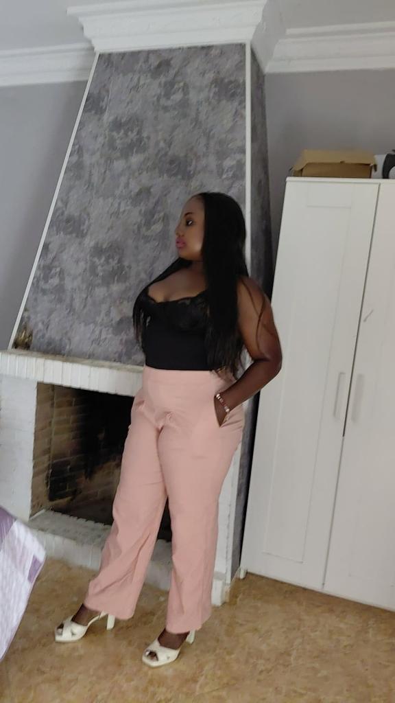 Chica busca chico en Sevilla: 