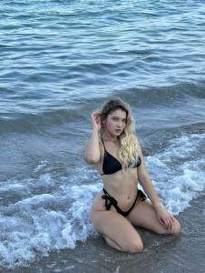 Chica busca chico en Almería: 