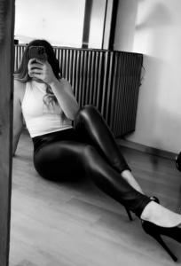 Chica busca chico en La Rioja: 