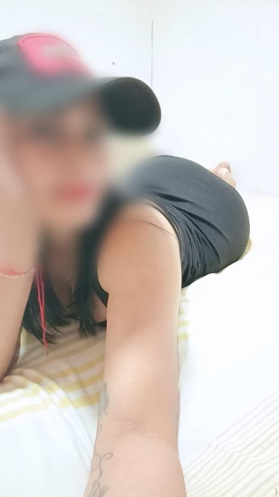 692475507: Chica busca chico en Álava