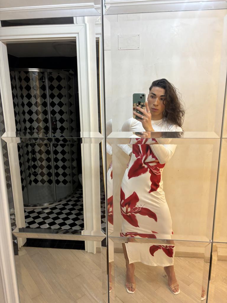 671143774: Transexual en Guipúzcoa