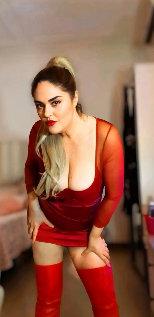 641627295: Chica busca chico en Barcelona