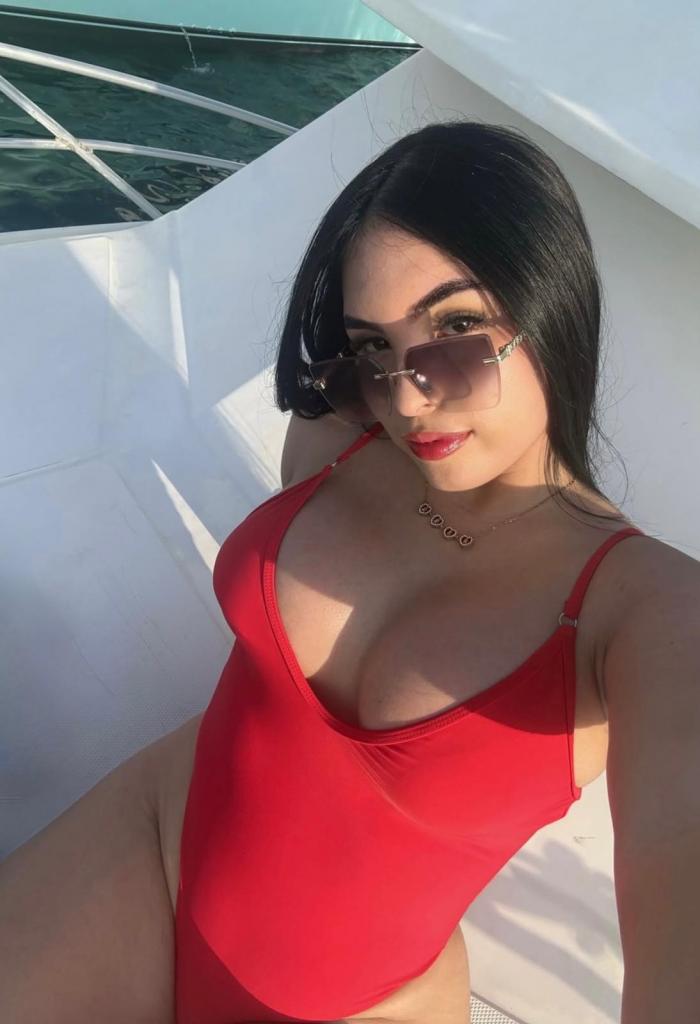 Chica busca chico en Cádiz: 