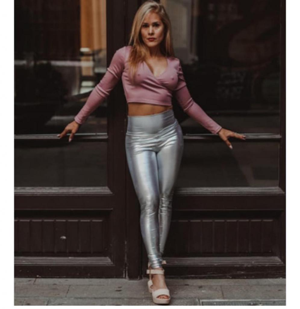 Chica busca chico en Barcelona: 