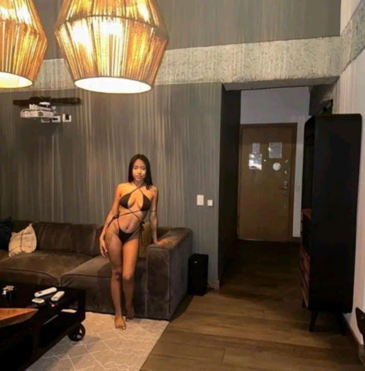 610659118: Chica busca chico en Málaga