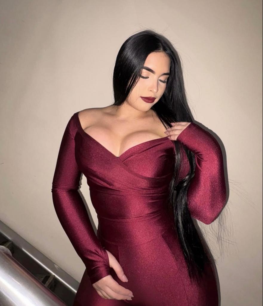 Chica busca chico en Cádiz: 