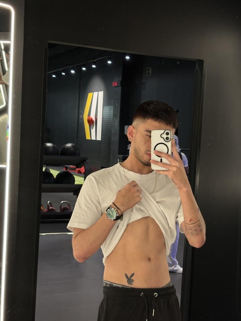 Chico busca chica en Alicante: 