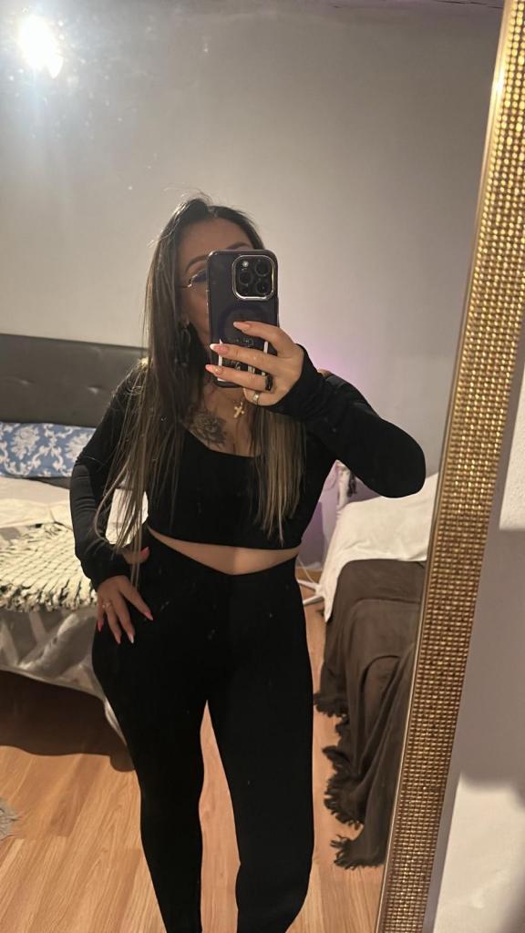 613635993: Chica busca chico en Murcia