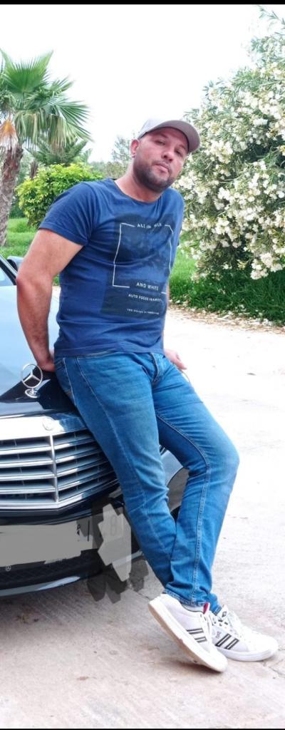 Chico busca chica en Alicante: 