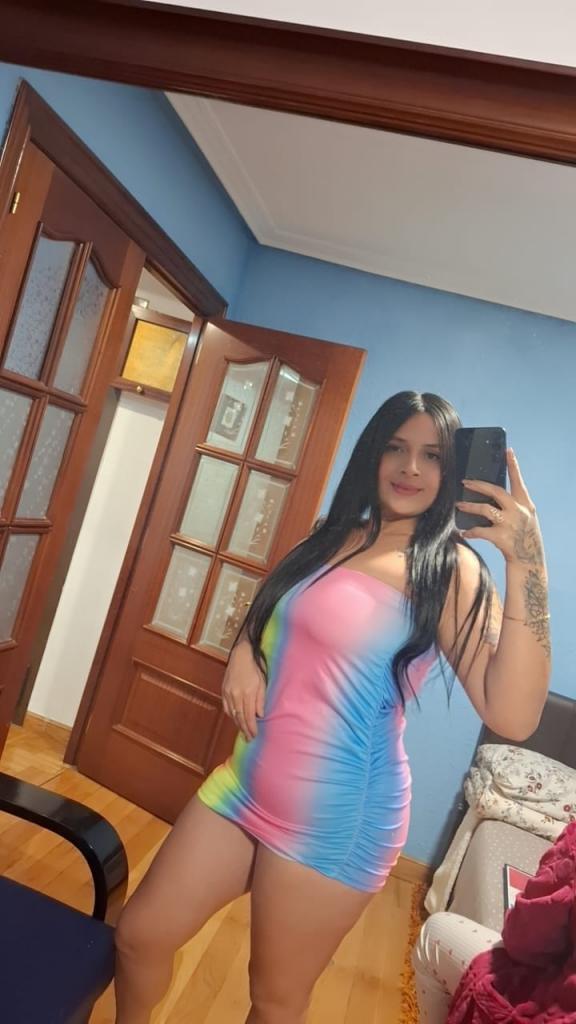 Chica busca chico en Almería: 