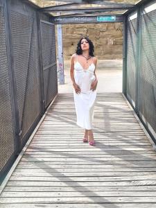 612213286: Chica busca chico en Barcelona