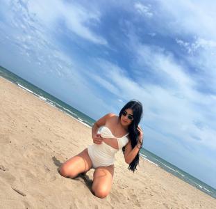 613298276: Chica busca chico en Valencia