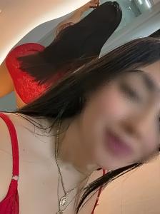 617885474: Chica busca chico en Lérida