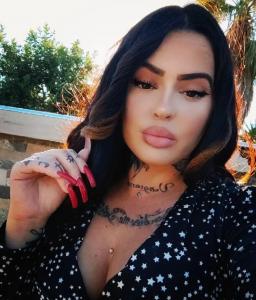 641295934: Chica busca chico en Madrid