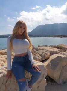 613409315: Chica busca chico en Jaén