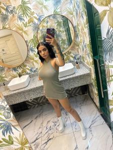 613881313: Chica busca chico en Valencia