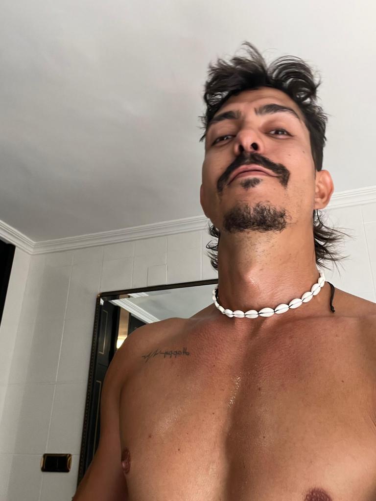 Chico busca chica en Alicante: 