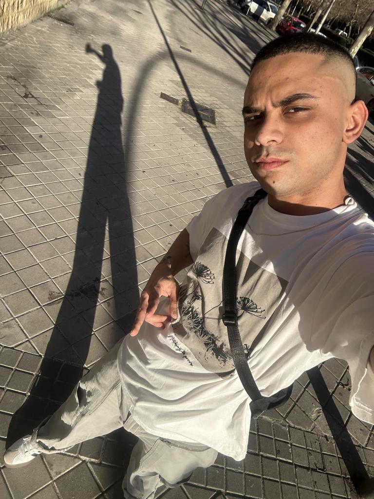 Chico busca chica en Pontevedra: 