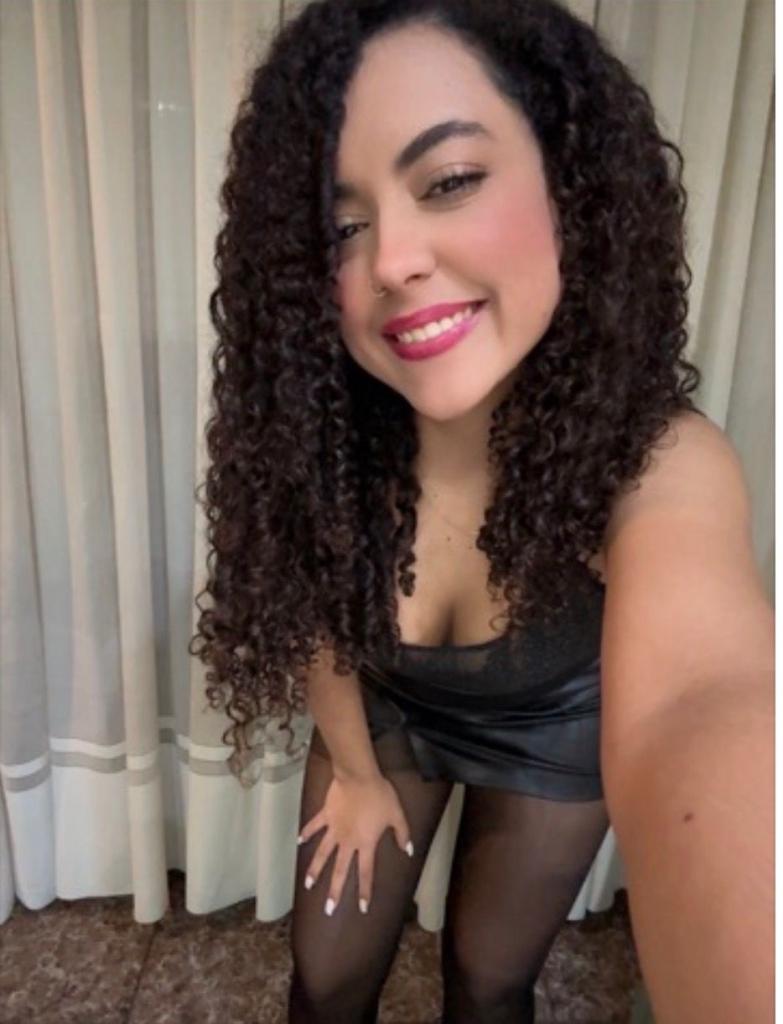 Chica busca chico en Almería: 