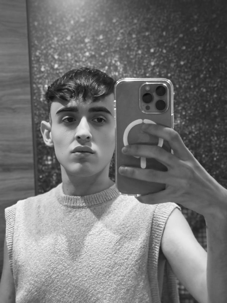 Chico busca chica en Mallorca: 