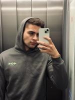 641628842: Chico busca chica en Málaga