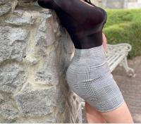 614768233: Chica busca chico en Valencia