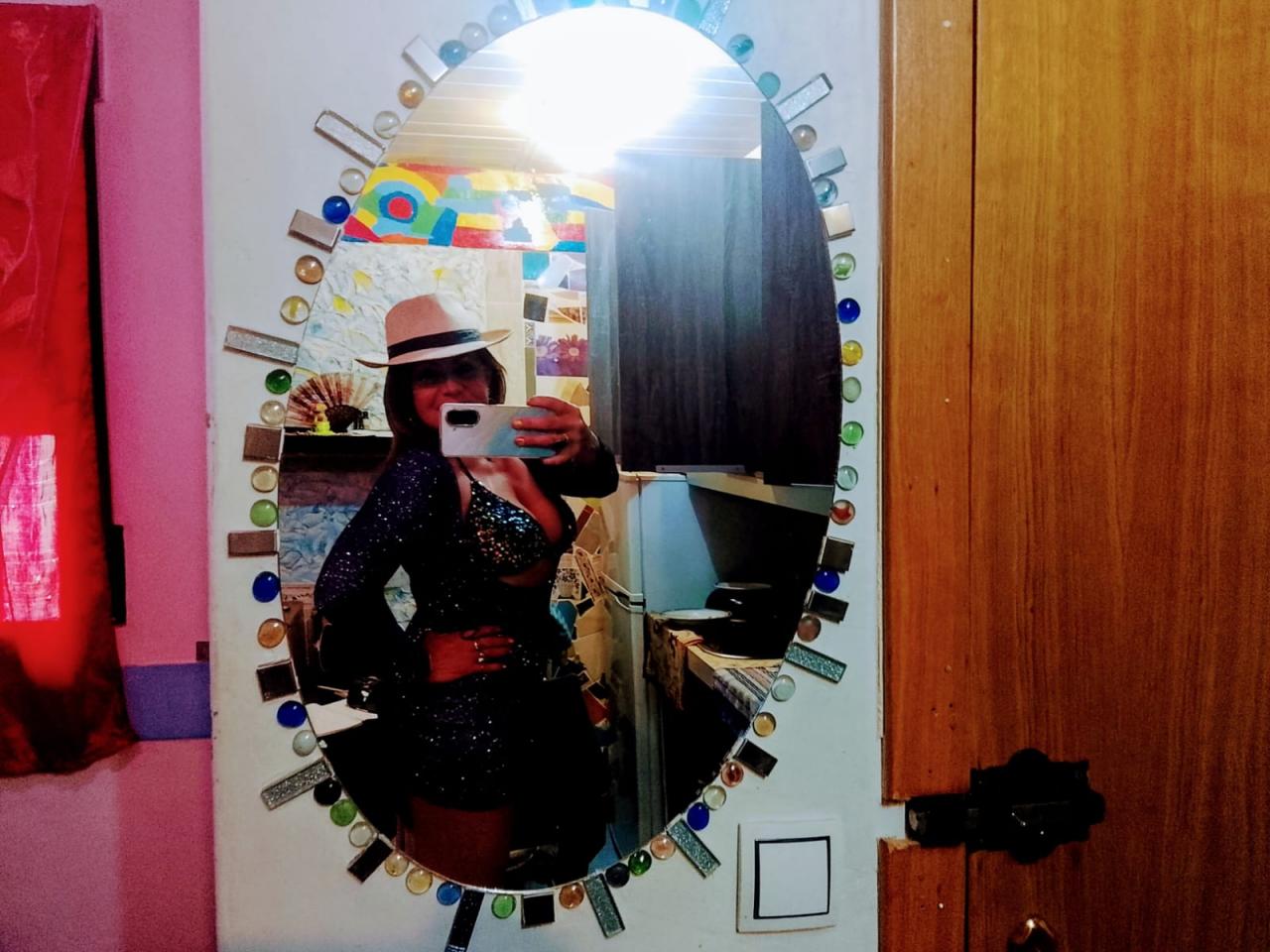 Chica busca chico en Jaén: 