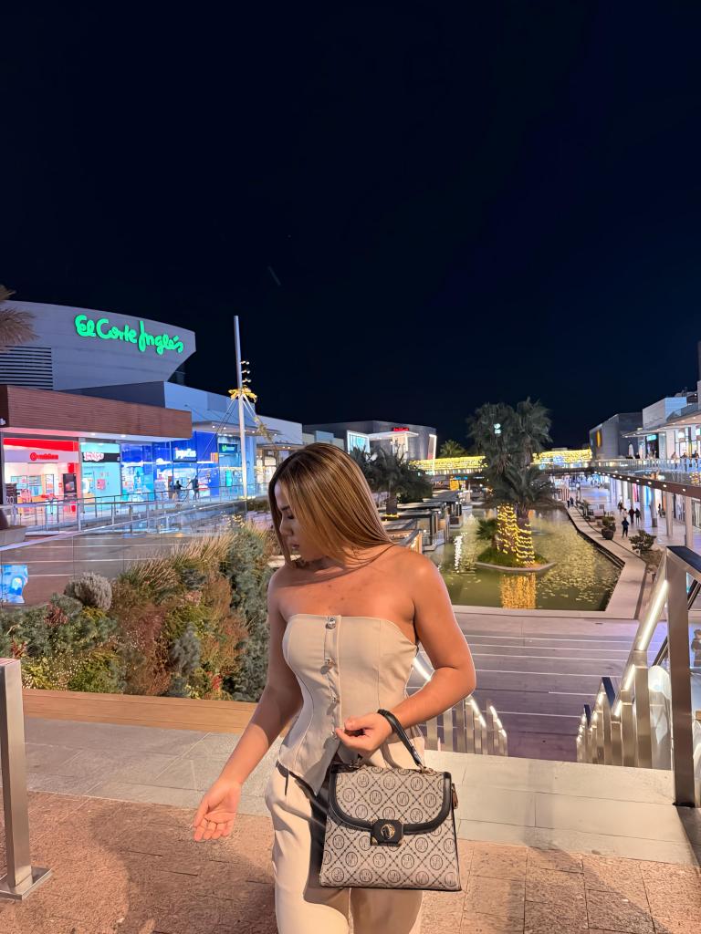 624294982: Travesti en Zaragoza