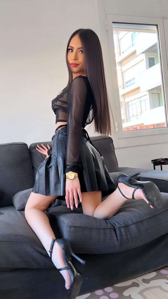 Chica busca chico en Cádiz: 