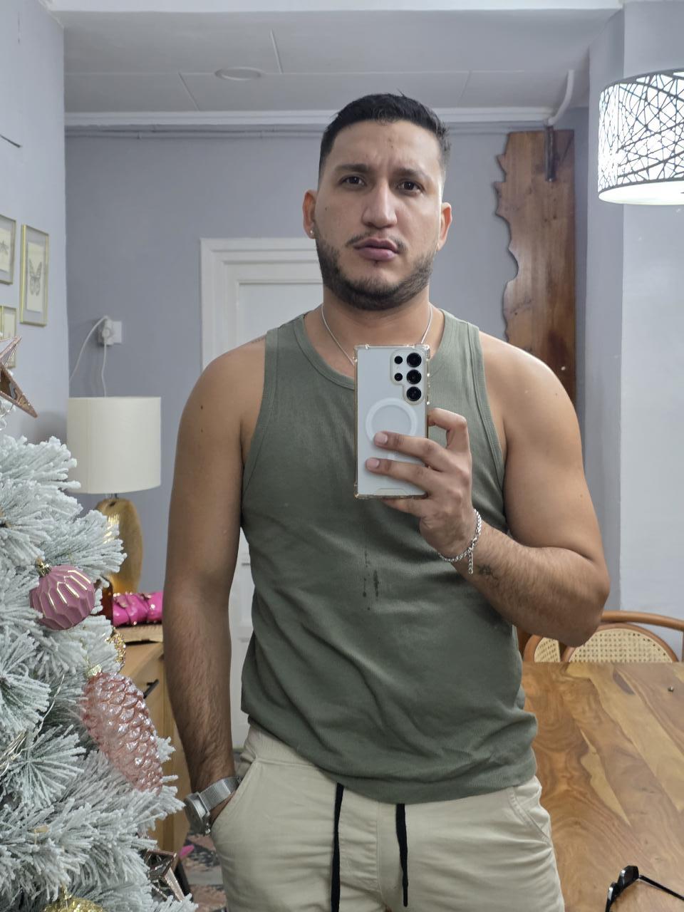 Chico busca chica en Valencia: 