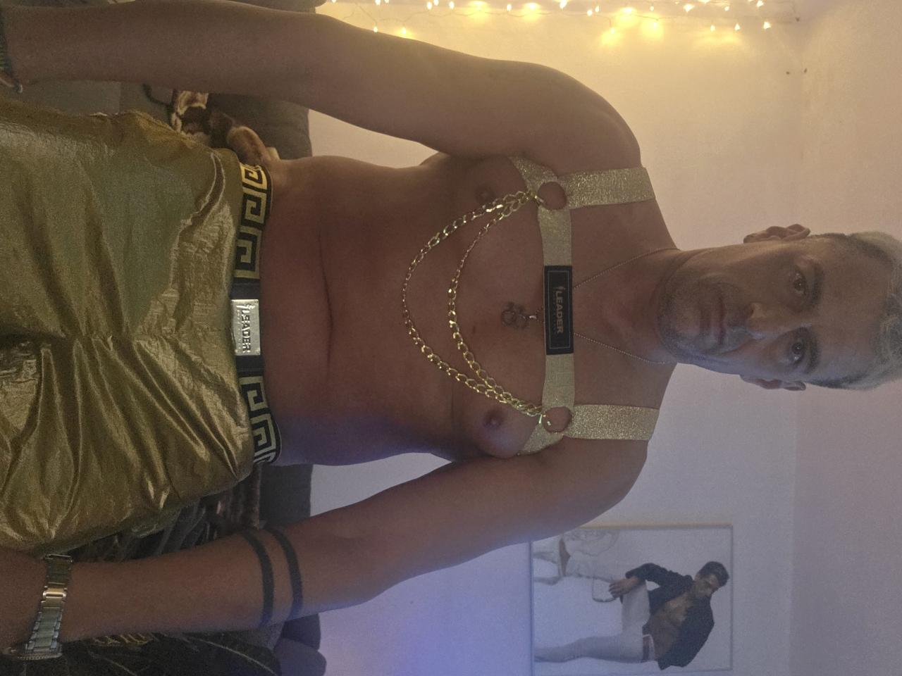 Chico busca chica en La Coruña: 