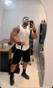 657227585: Chico busca chica en Pontevedra